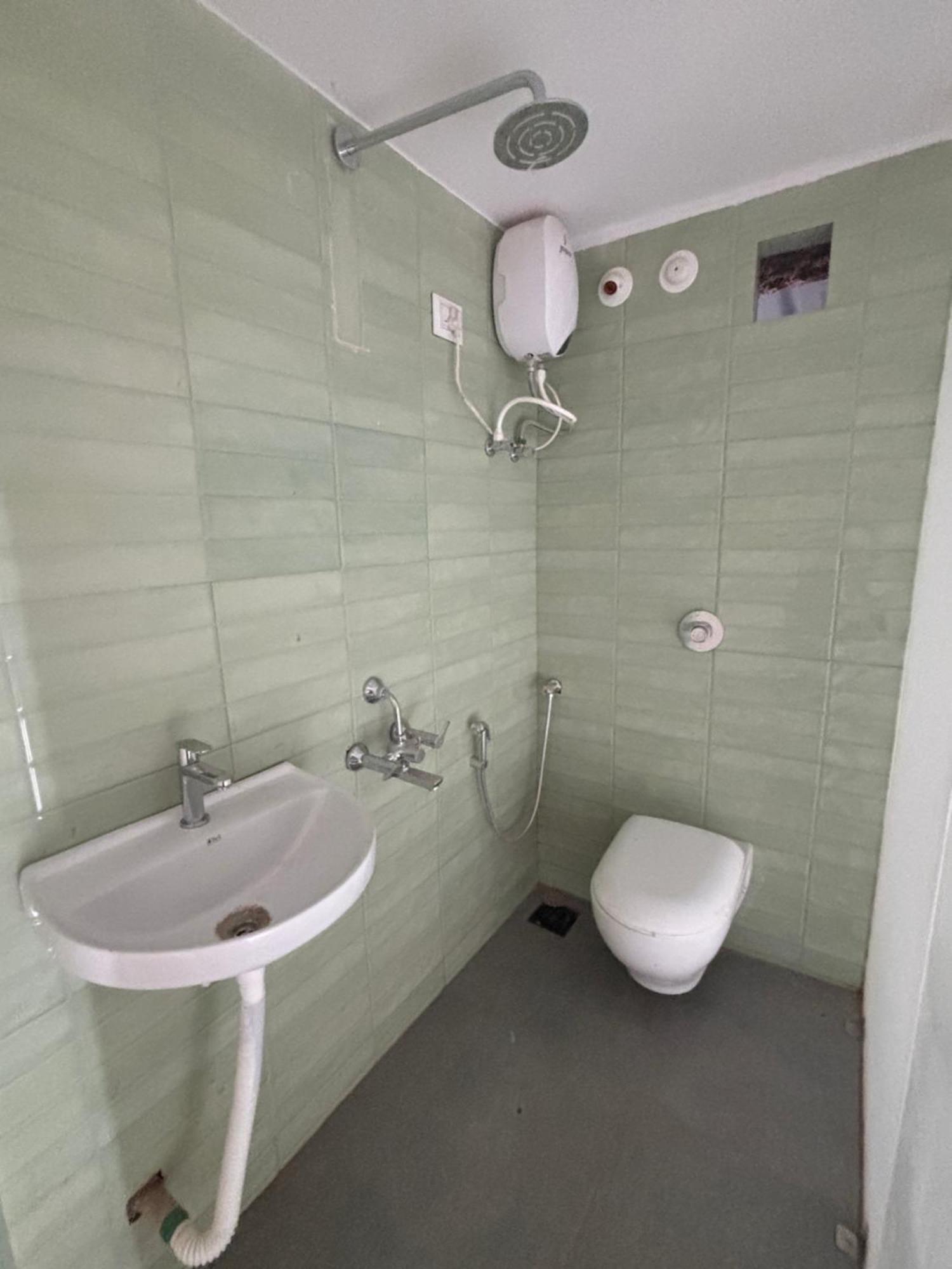 Hot - House Of Travellers, Vagator Hostel Ngoại thất bức ảnh
