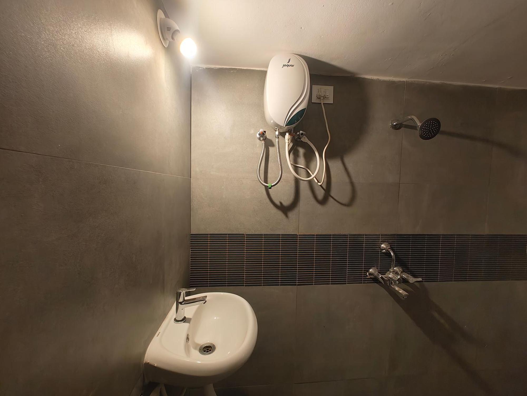 Hot - House Of Travellers, Vagator Hostel Ngoại thất bức ảnh