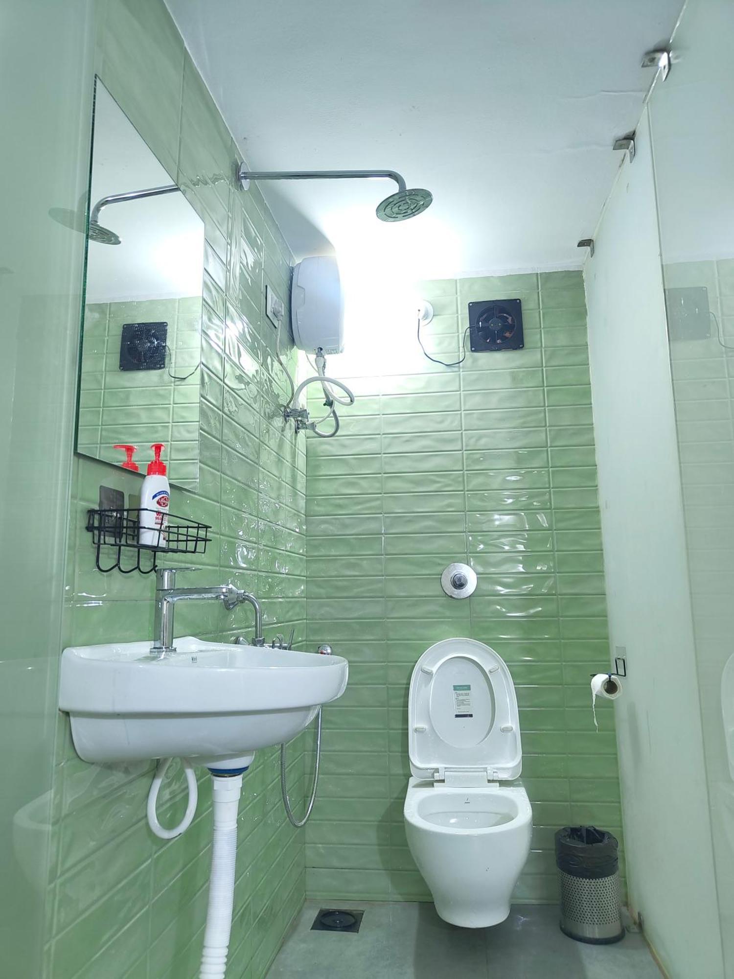 Hot - House Of Travellers, Vagator Hostel Phòng bức ảnh
