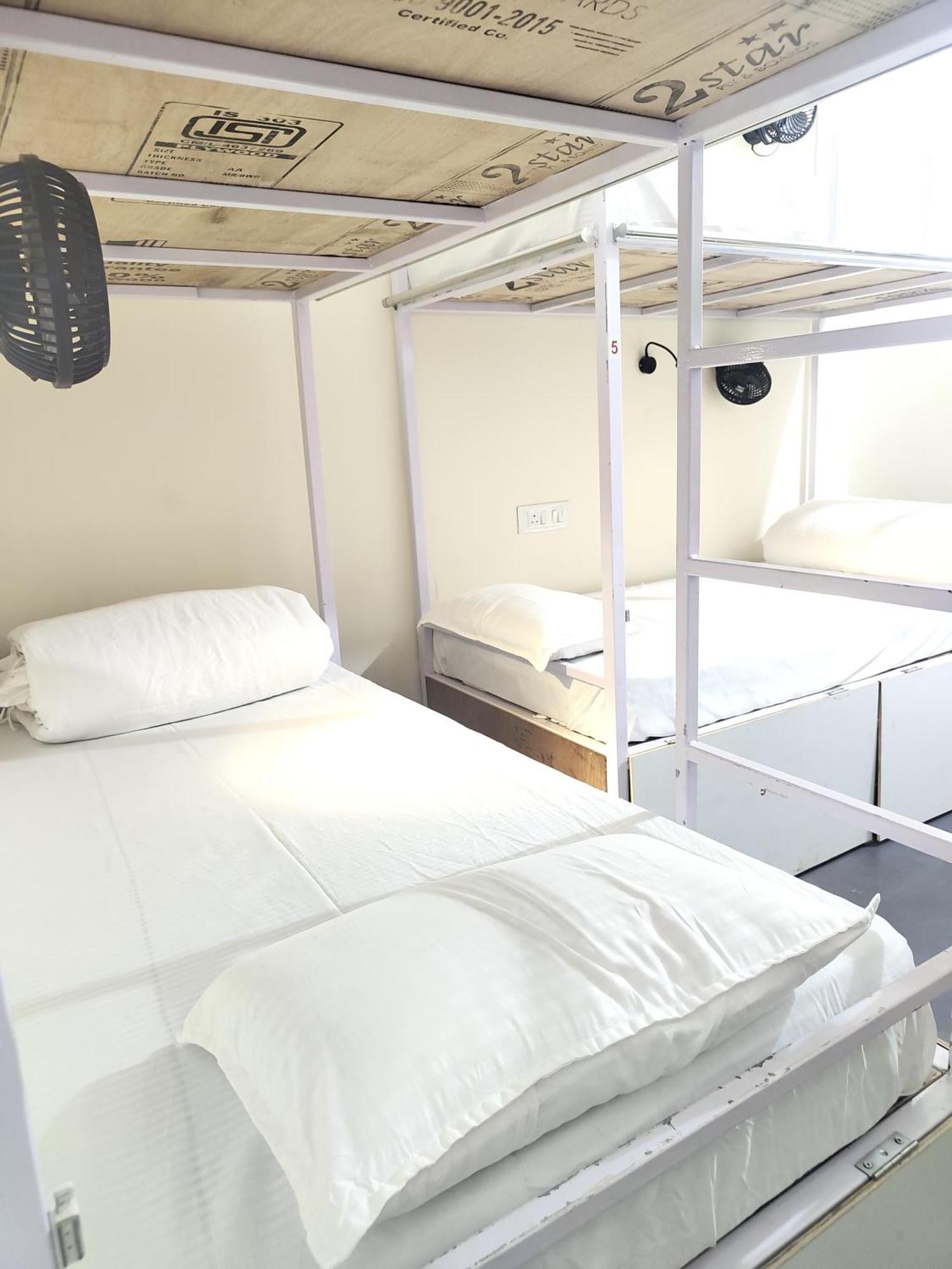 Hot - House Of Travellers, Vagator Hostel Phòng bức ảnh
