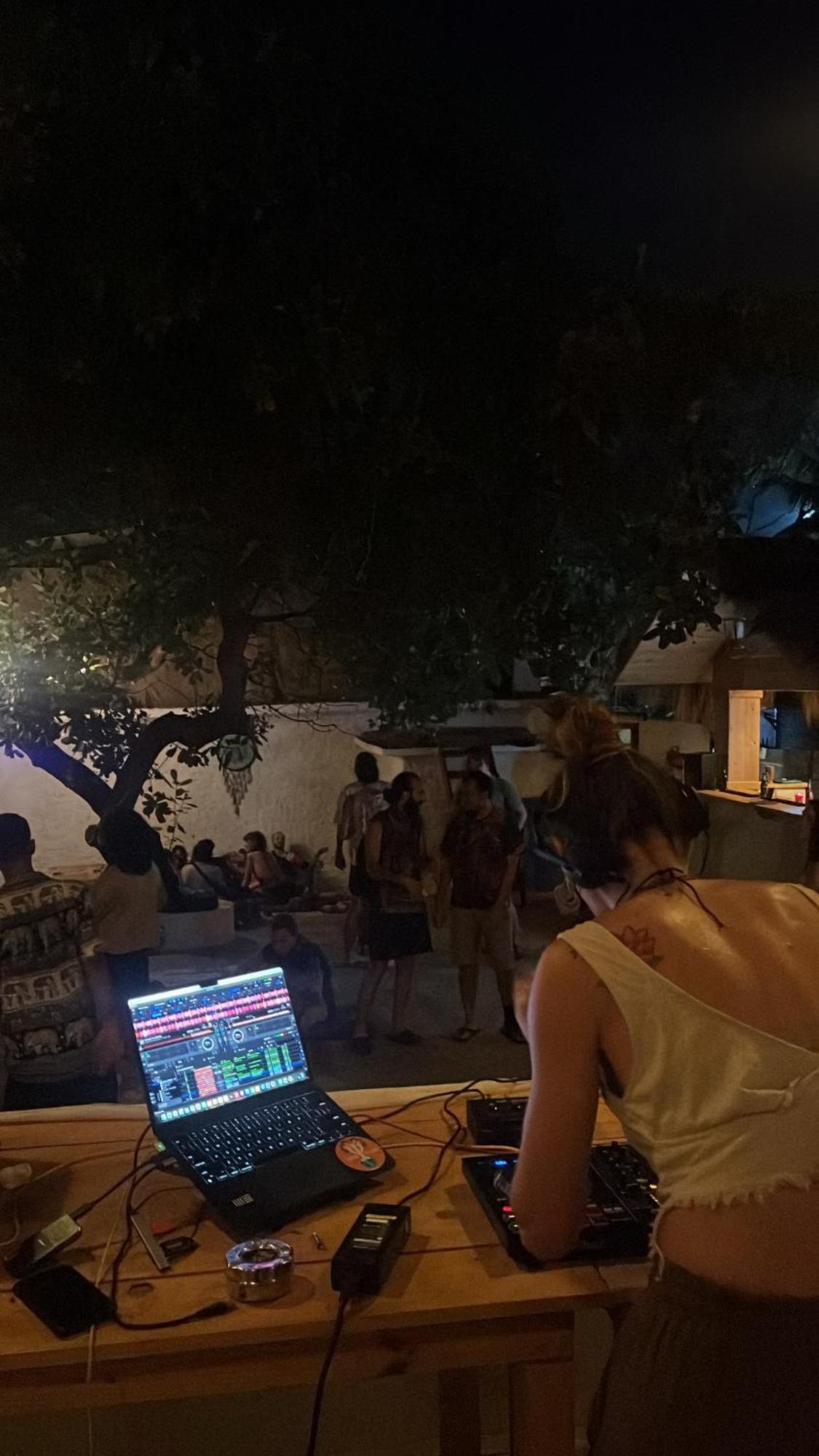 Hot - House Of Travellers, Vagator Hostel Ngoại thất bức ảnh