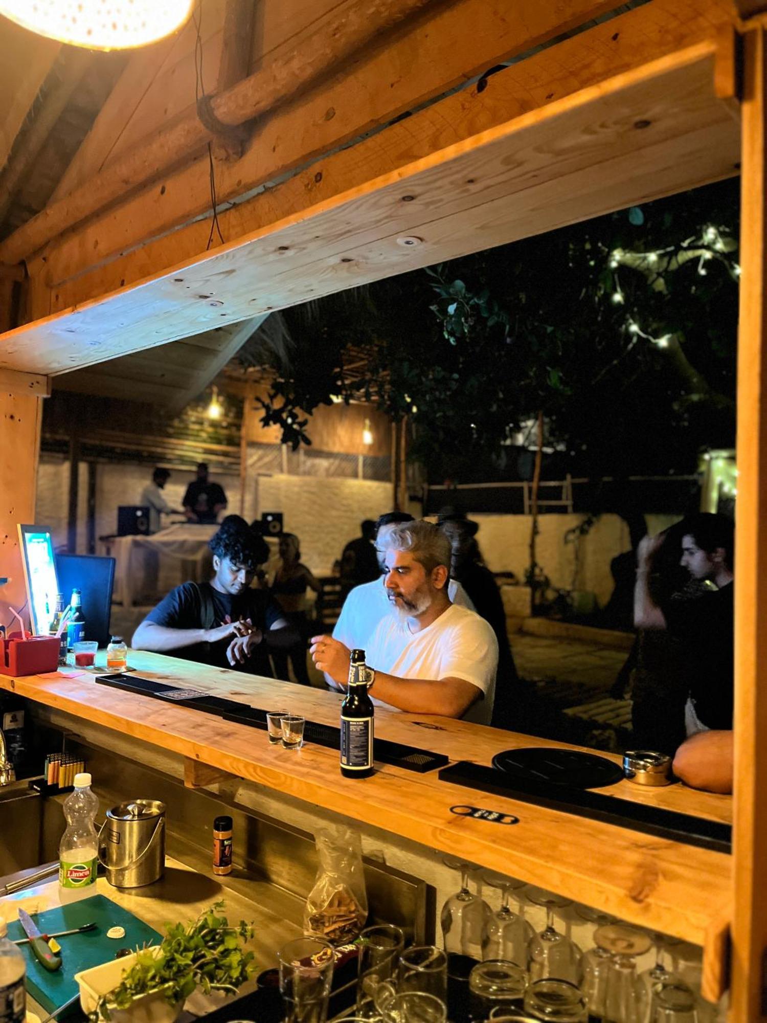 Hot - House Of Travellers, Vagator Hostel Ngoại thất bức ảnh